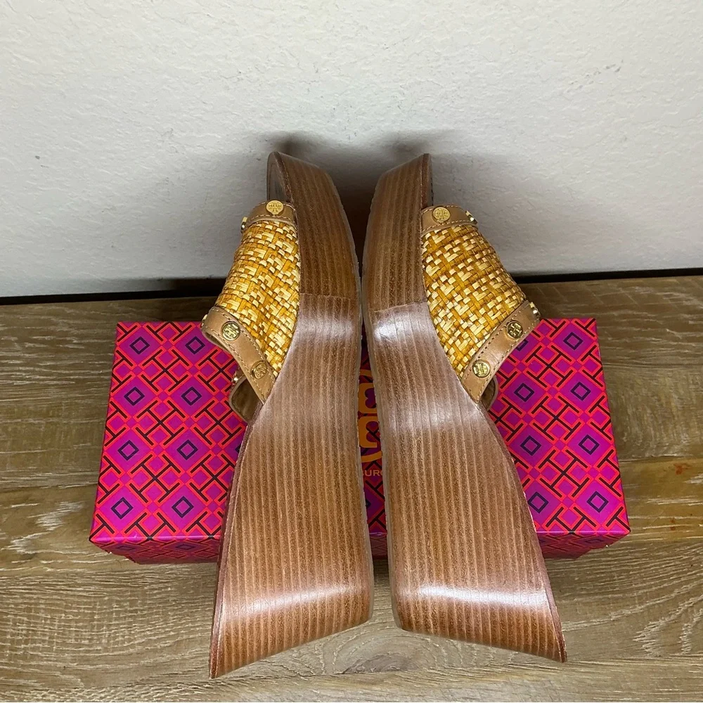 Tory Burch Straw and Leather Wedge Sandal Size 10.5